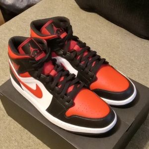 Jordan 1 red toes